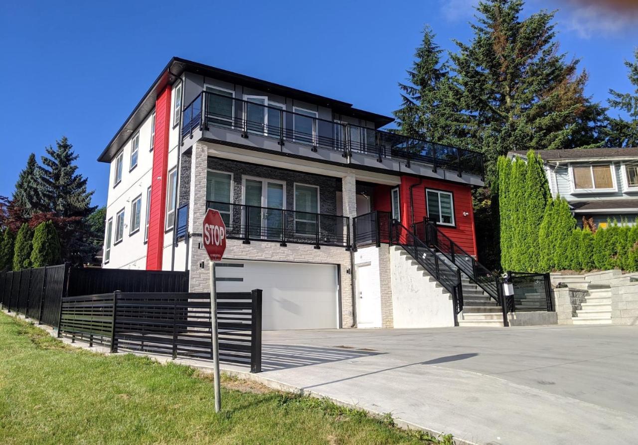 Modern&Luxurious Suites in Surrey Extérieur photo