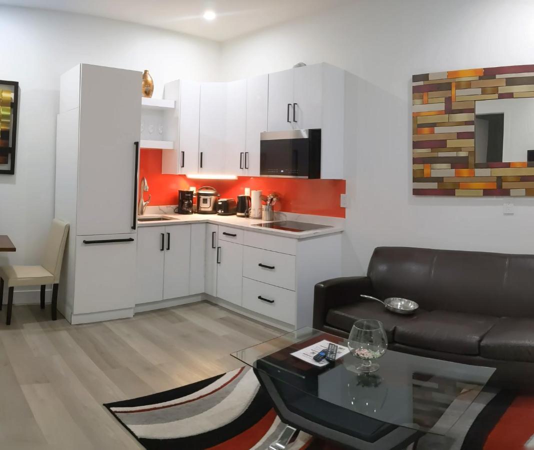 Modern&Luxurious Suites in Surrey Extérieur photo