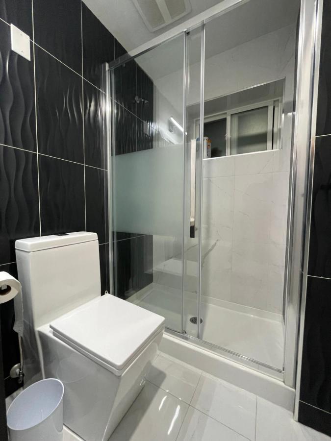 Modern&Luxurious Suites in Surrey Extérieur photo