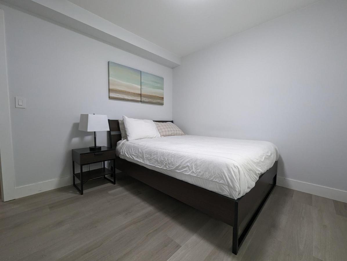 Modern&Luxurious Suites in Surrey Extérieur photo