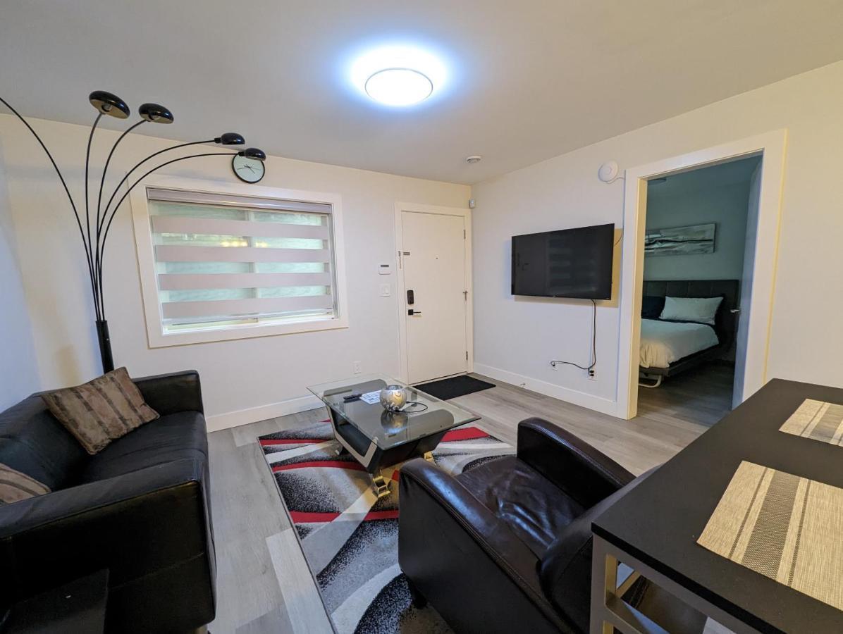 Modern&Luxurious Suites in Surrey Extérieur photo