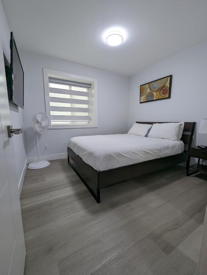 Modern&Luxurious Suites in Surrey Extérieur photo