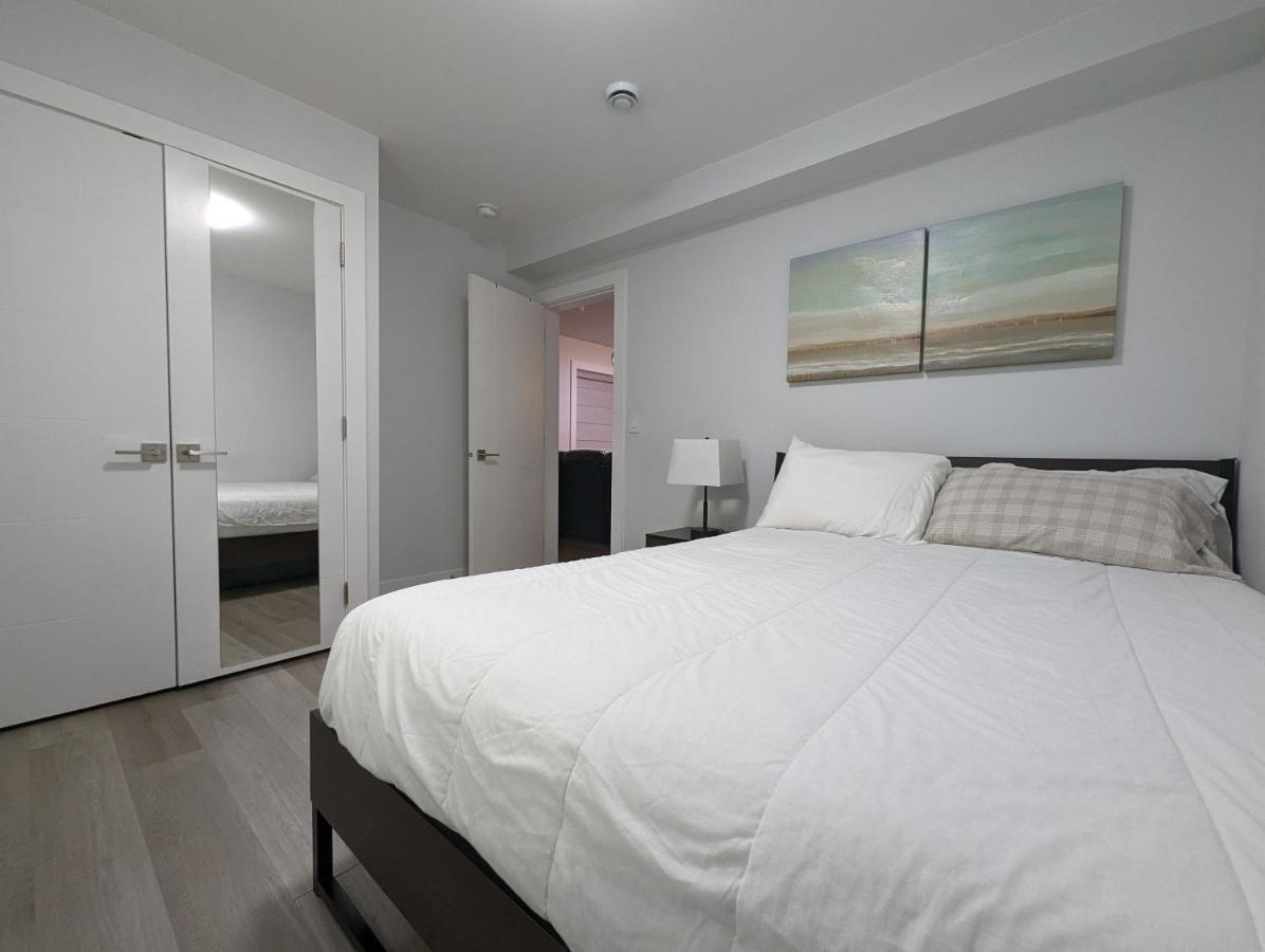 Modern&Luxurious Suites in Surrey Extérieur photo